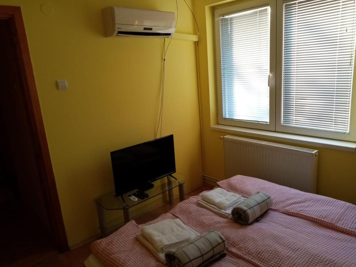 Lale'S Room Palic Exterior photo